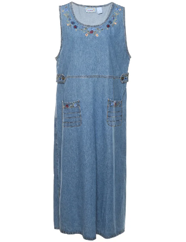 Light Wash Embroidered Floral Denim Dress - XL