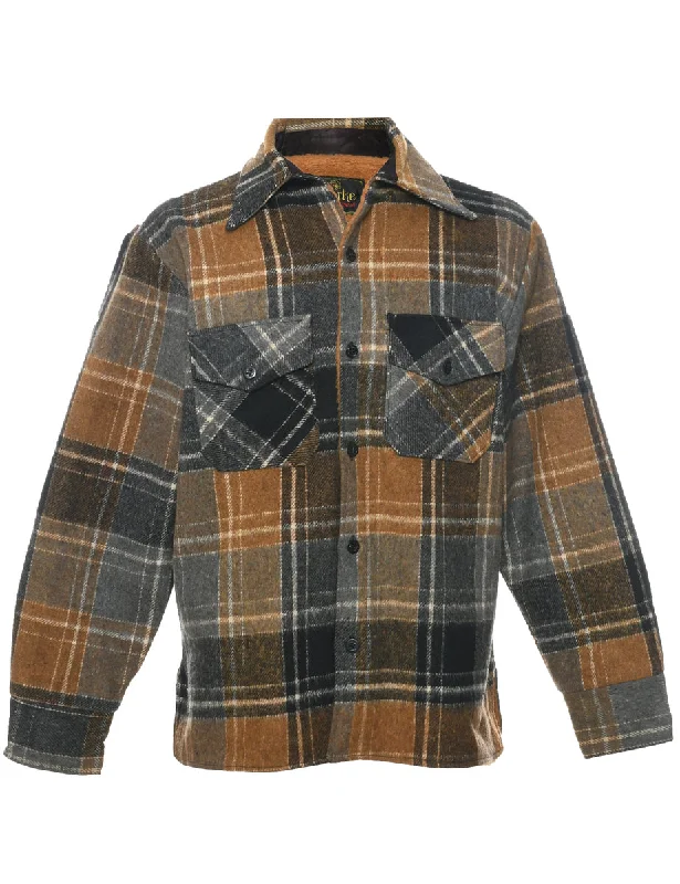 Long Sleeved Checked Shirt - L