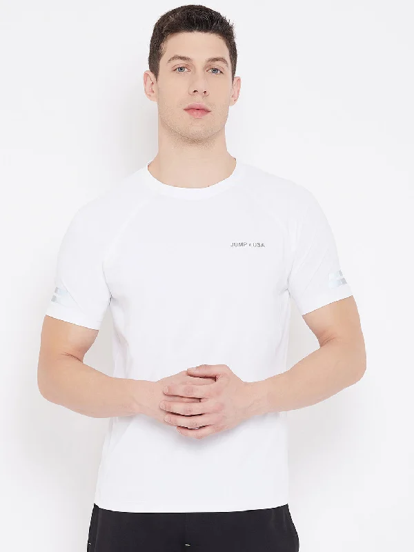 JUMP USA Men White Solid Round Neck Sports T-shirt